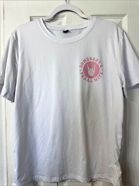Somebody'Small Feral Wife Graphic T-Shirt Graphic Short Sleeve Tee White & Pink